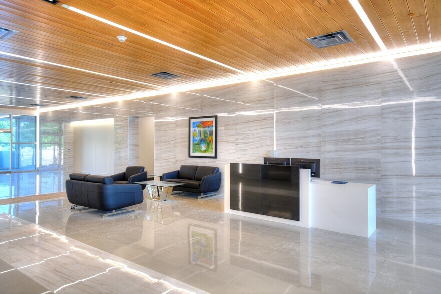 More Photos Of 1050 Central Expy S, Allen Office For Lease