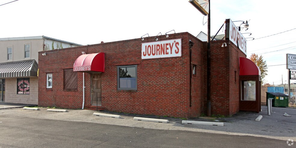 Primary Photo Of 2701 North Point Blvd, Dundalk Bar For Sale