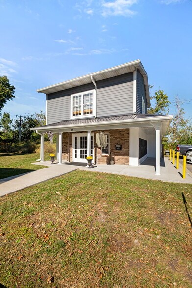 More Photos Of 101-103 Whitsell Way, Granite City Apartments For Sale