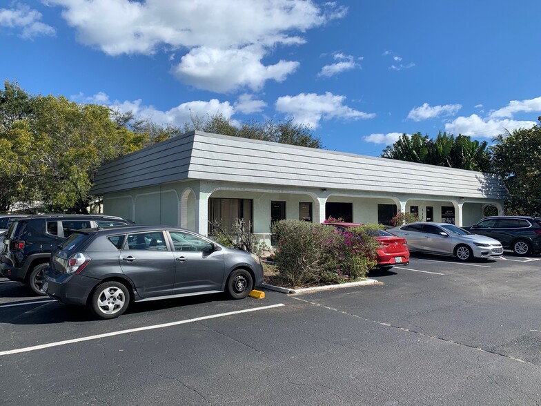 More Photos Of 449 NW 35th St, Boca Raton Loft Creative Space For Lease