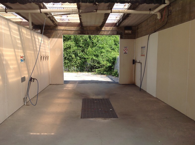 More Photos Of 2413 Lebanon Ave, Belleville Carwash For Sale