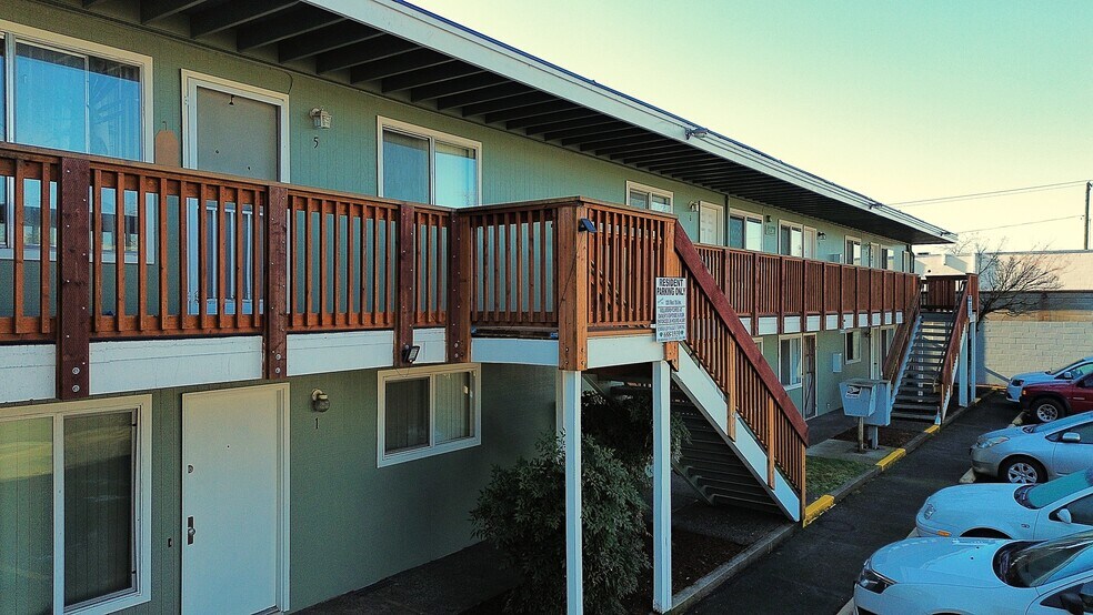 More Photos Of 1230 W 7th Ave, Eugene Apartments For Sale