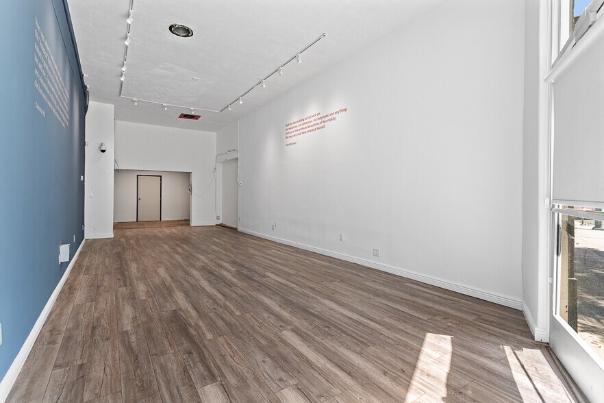 More Photos Of 5148-5152 Lankershim Blvd, North Hollywood Storefront For Sale