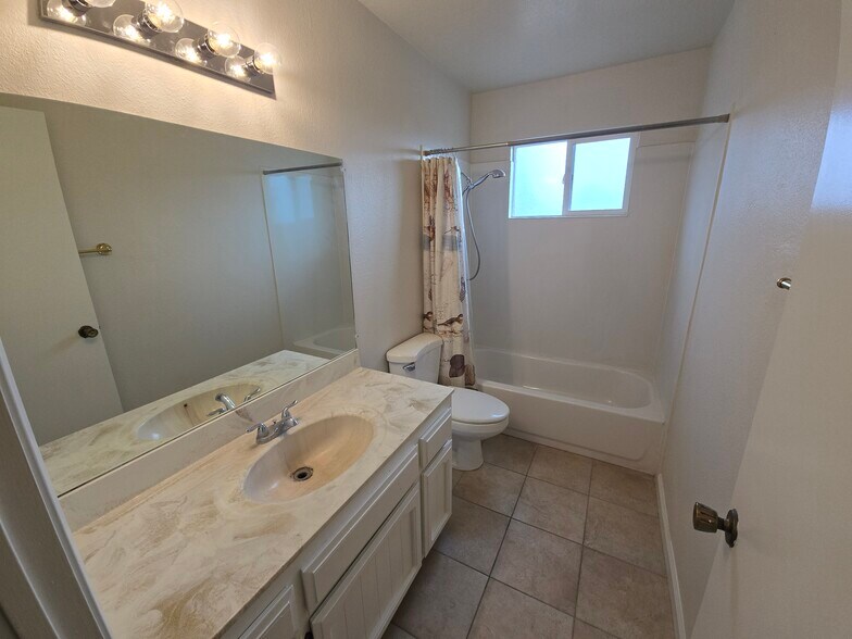 More Photos Of 407 Raymond Ave, San Jose Multifamily For Sale