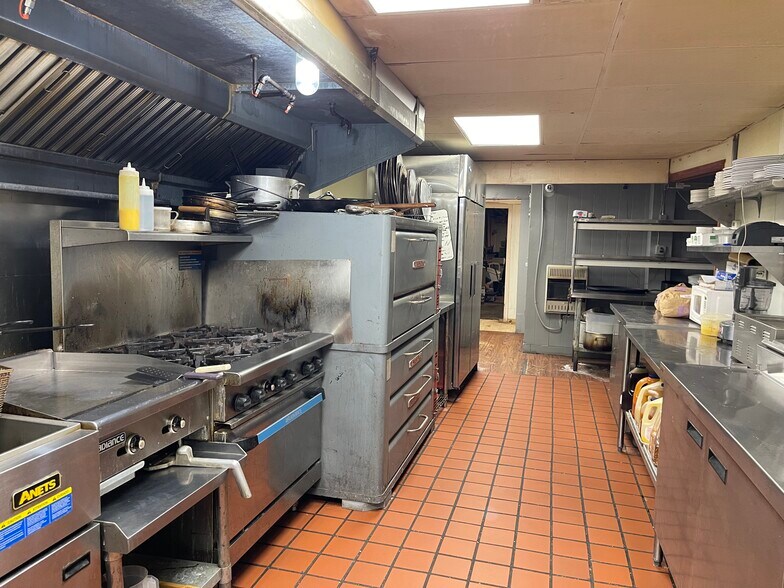 More Photos Of 732-734 Brookline Blvd, Pittsburgh Storefront Retail Residential For Sale