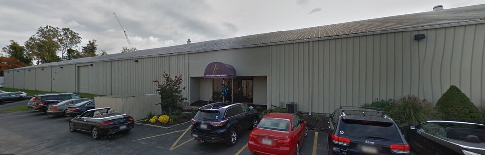 Primary Photo Of 610 S Henderson Rd, King Of Prussia Health Club For Lease