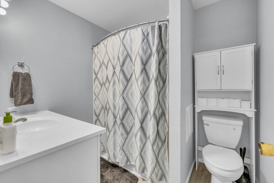 More Photos Of 2001 Ponderosa Dr, Canyon Lake Specialty For Sale