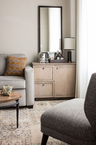 More Photos Of 34 E 32nd St, New York Hotel For Sale