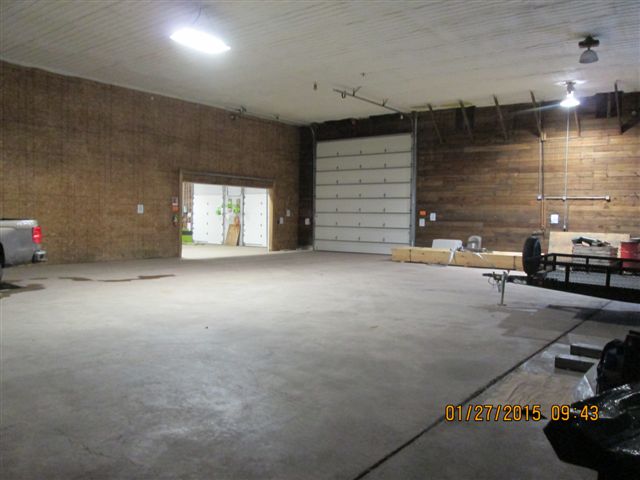 More Photos Of 31 Schwalm Rd, Tower City Warehouse For Lease