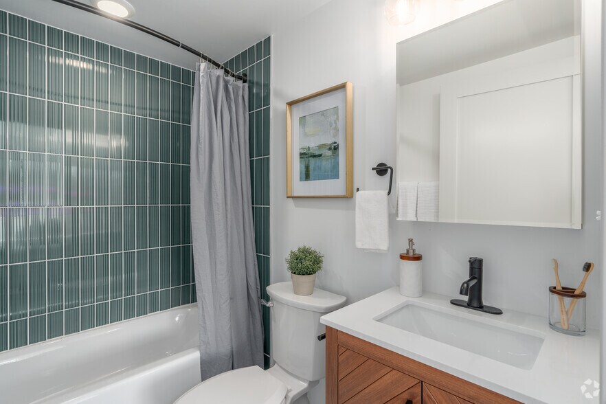 More Photos Of 6515 Ridge Ave, Philadelphia Apartments For Lease