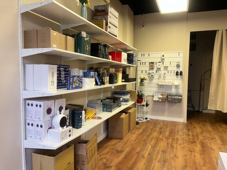 More Photos Of 8888 Odlin Cres, Richmond Storefront Retail Office For Sale