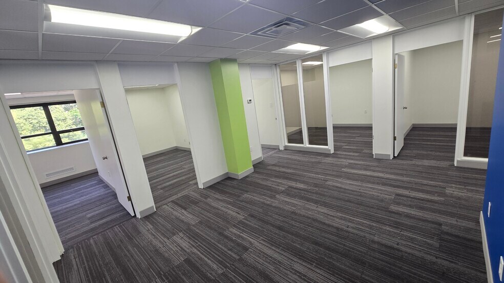 More Photos Of 5020 Centre Ave, Pittsburgh Office For Lease