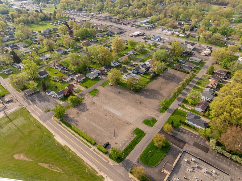 More Photos Of 323 Marion Ave, Massillon Medical For Sale