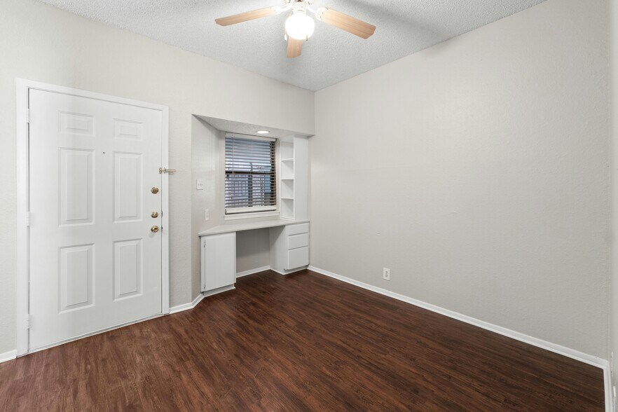More Photos Of 2818 Nueces St, Austin Apartments For Sale
