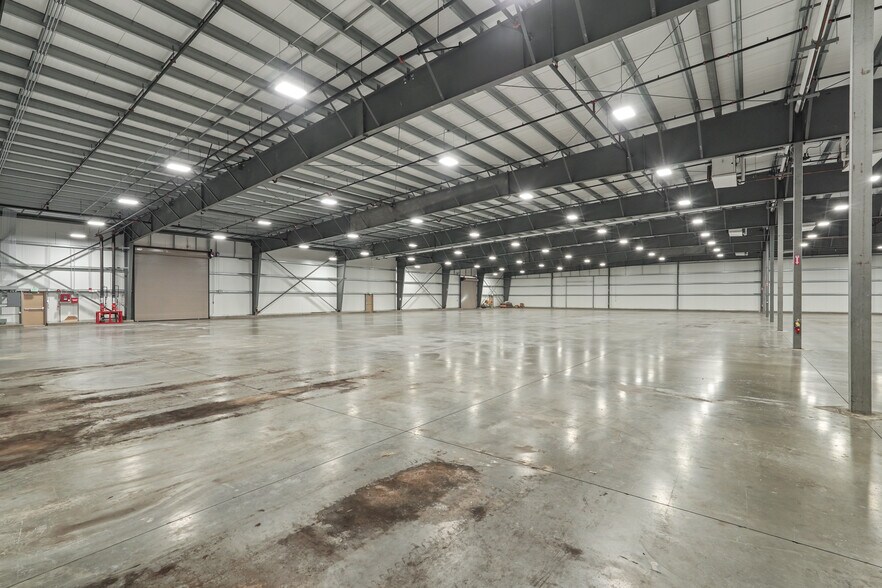 More Photos Of 11989 Clements Rd, Linden Land For Lease
