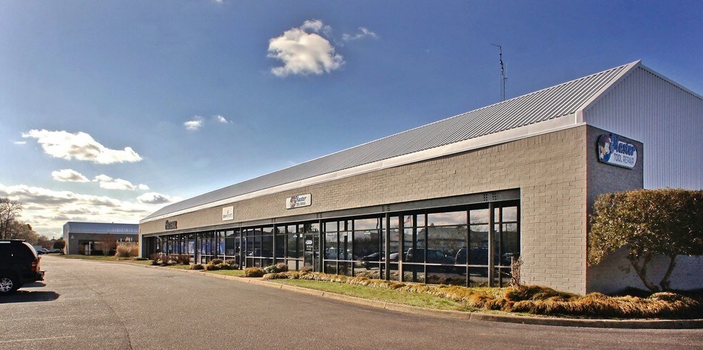 More Photos Of 1244 Executive Blvd, Chesapeake Flex For Sale