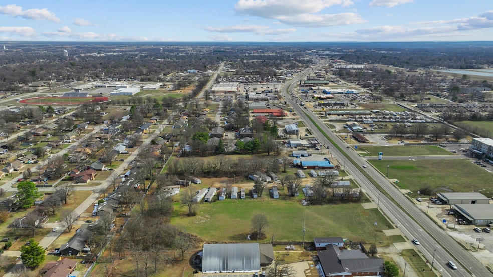 More Photos Of 2201 Highway 412 W, Siloam Springs Land For Sale
