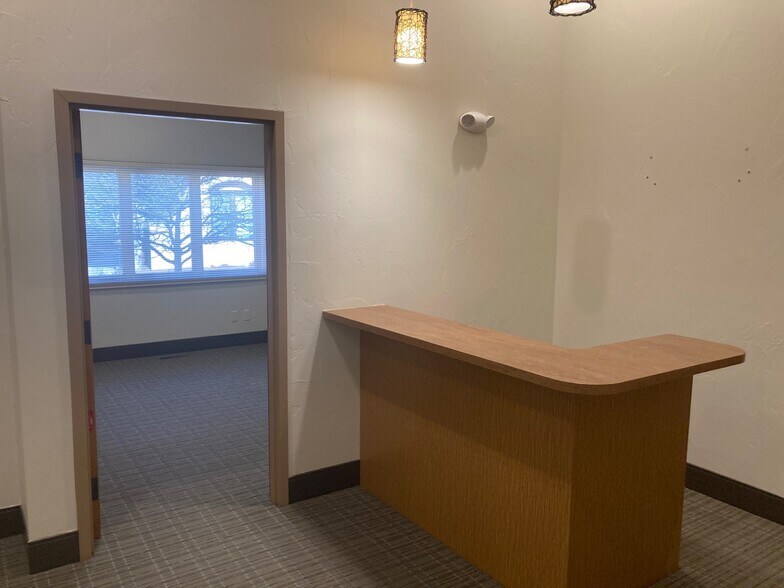 More Photos Of 4810 Rusina Rd, Colorado Springs Medical For Sale
