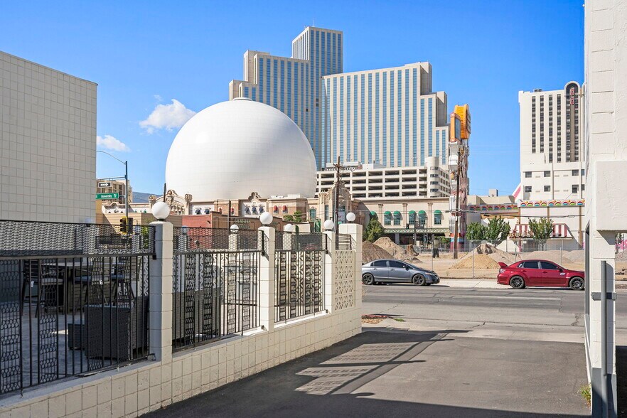 More Photos Of 520 University Way, Reno Apartments For Sale