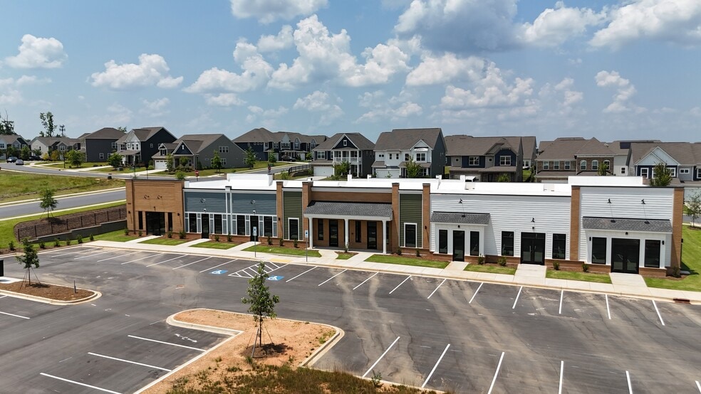 More Photos Of 1250 Hubert Graham Way, Fort Mill Storefront Retail Office For Sale