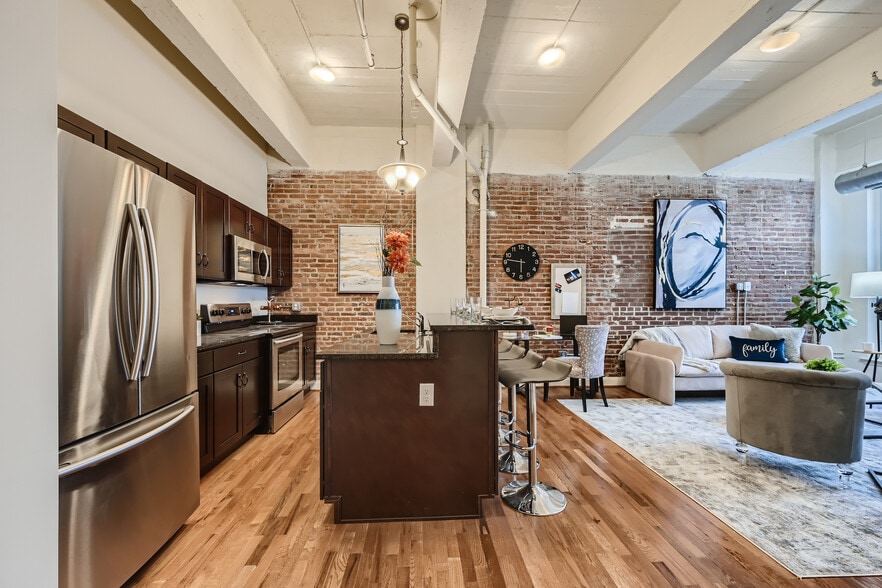 More Photos Of 311-313 W Baltimore St, Baltimore Apartments For Sale