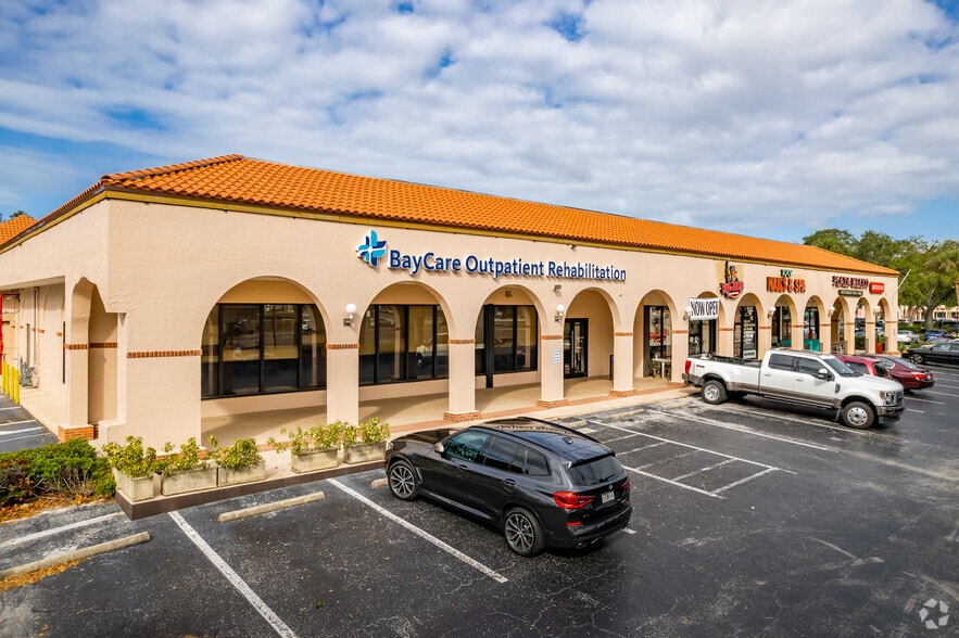 More Photos Of 34718-35084 US Highway 19 N, Palm Harbor Unknown For Lease