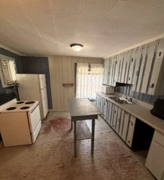 More Photos Of 843 S Glenwood Ave, Springfield Apartments For Sale