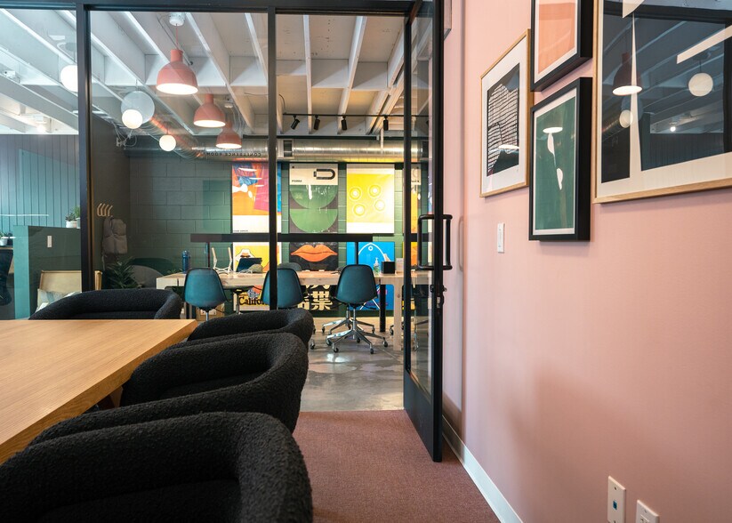 More Photos Of 2659 State St, Carlsbad Office For Sale