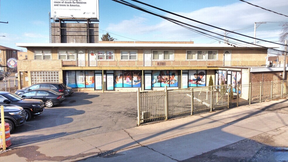 More Photos Of 7815 S Kedzie Ave, Chicago Storefront Retail Residential For Sale