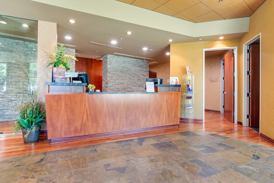 More Photos Of , Ontario Office For Sale