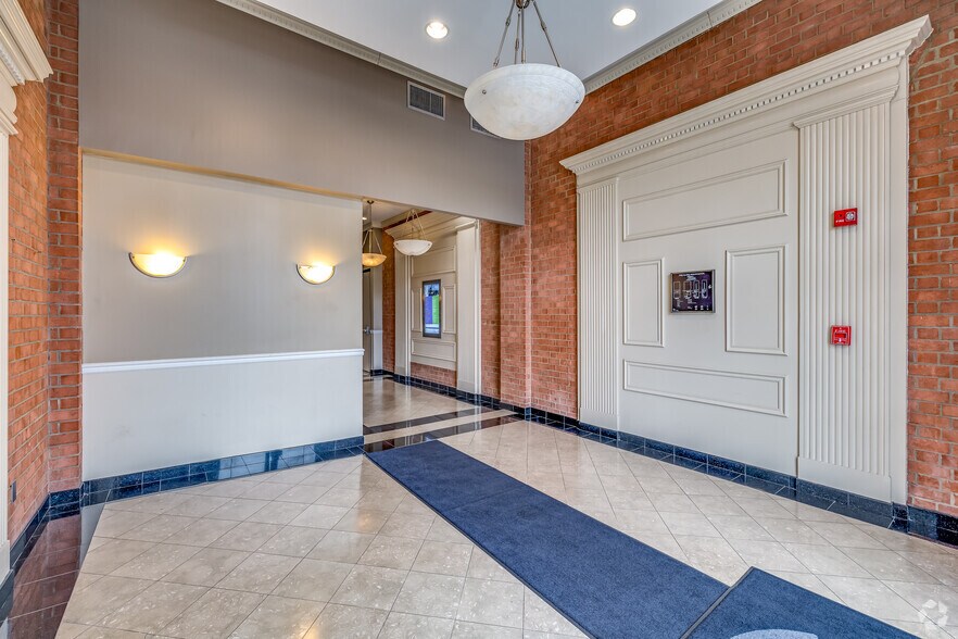 More Photos Of 6917 Arlington Rd, Bethesda Unknown For Lease