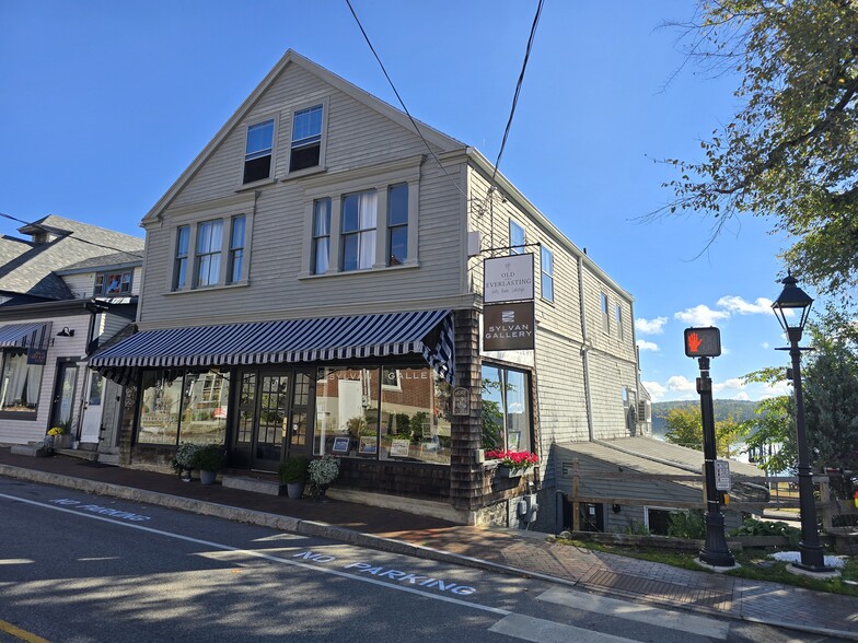 Primary Photo Of 49 Water St, Wiscasset Storefront For Sale