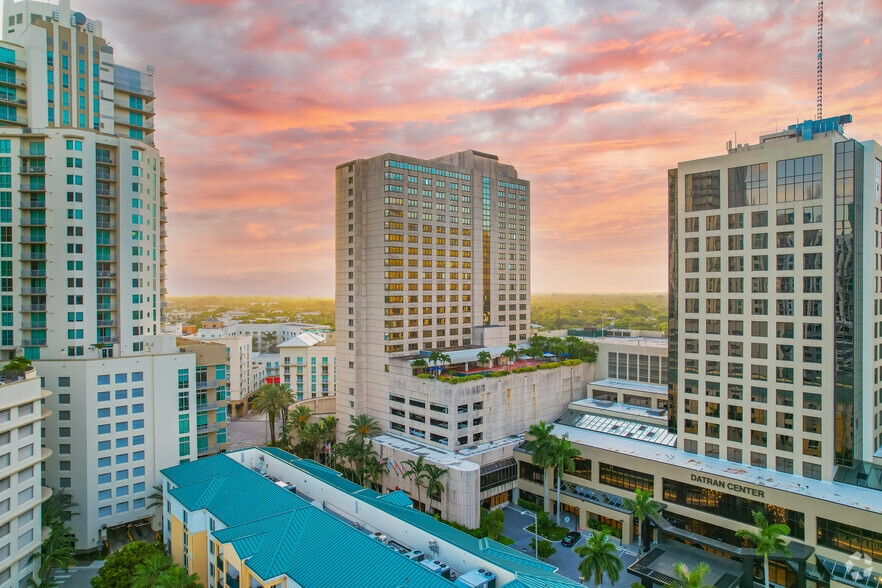 More Photos Of 9090 S Dadeland Blvd, Miami Hotel For Lease