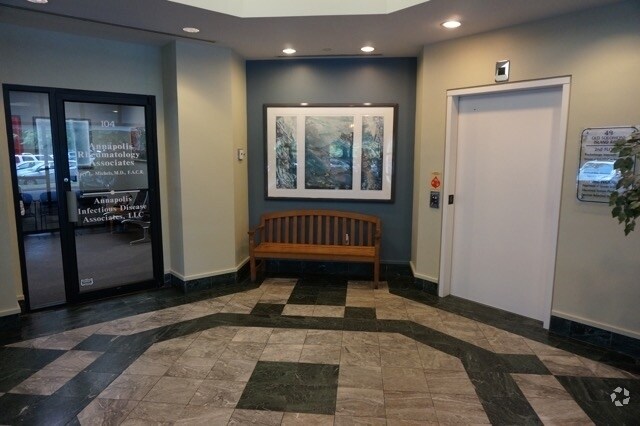 More Photos Of 49 Old Solomons Island Rd, Annapolis Medical For Lease