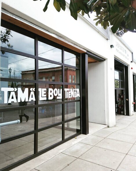 More Photos Of 664 N Russell St, Portland Restaurant For Sale