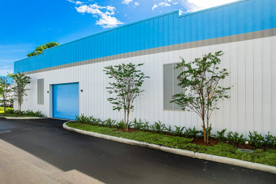More Photos Of 621 NE 1st Ave, Pompano Beach Warehouse For Sale