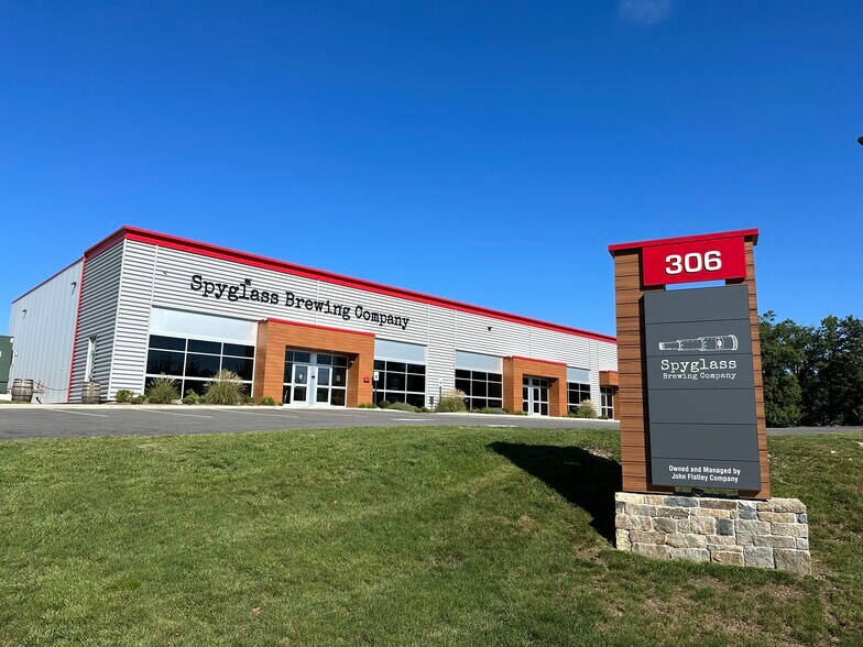 More Photos Of Nashua Technology Park, Nashua Office For Lease