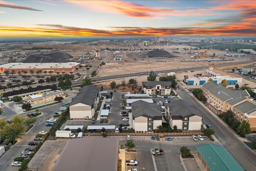 More Photos Of 9926 W Sand Hill Dr, Nampa Apartments For Sale