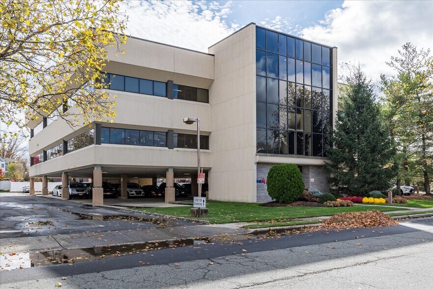 More Photos Of 20 Jackson Dr, Cranford Coworking Space