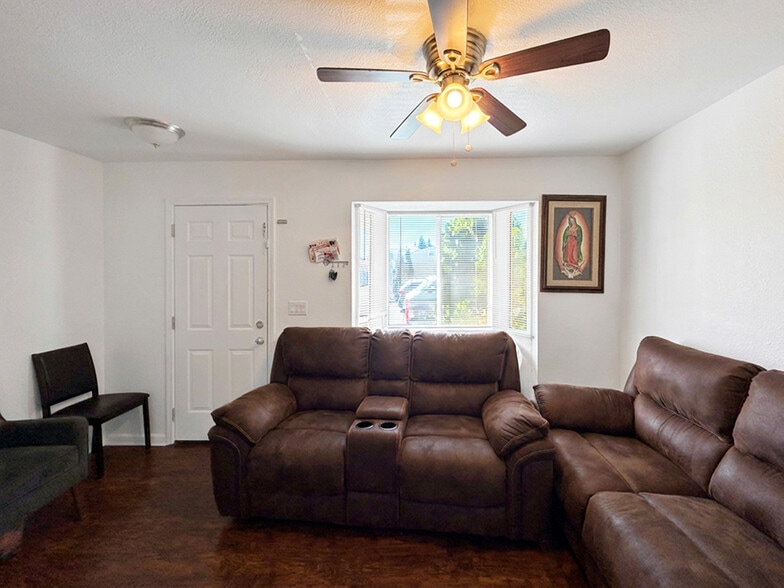 More Photos Of 204 Sunset Blvd, Hayward Apartments For Sale