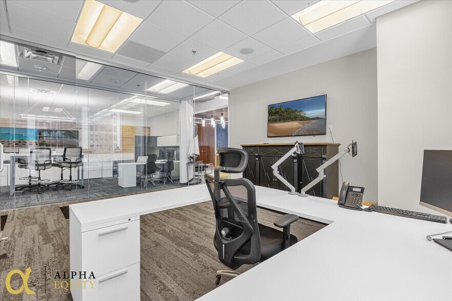 More Photos Of 189 S Orange Ave, Orlando Office Residential For Sale