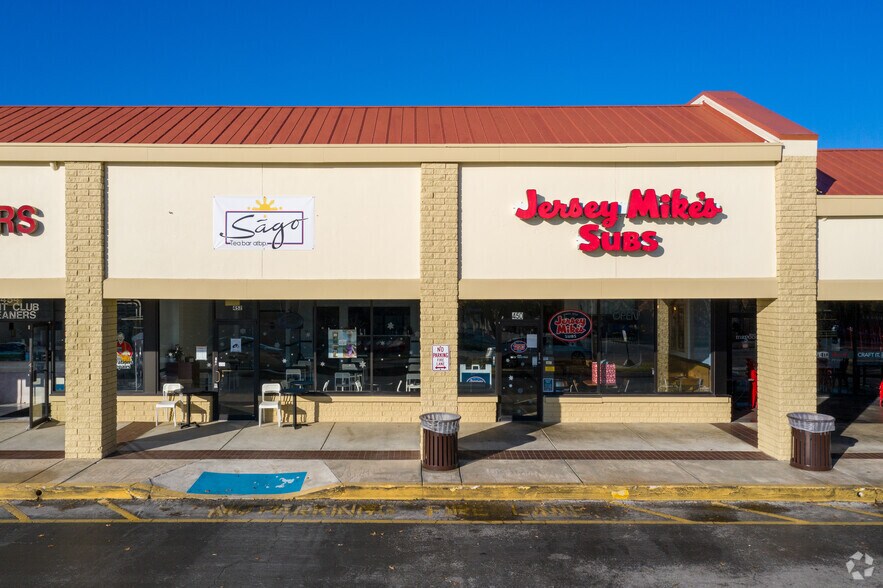 More Photos Of 442-510 S Hunt Club Blvd, Apopka Unknown For Lease