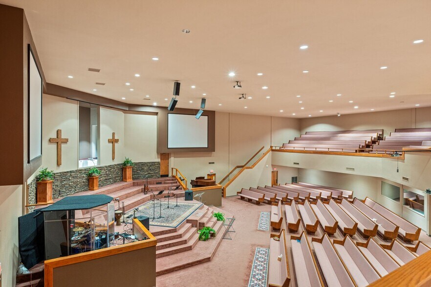 More Photos Of 1101 N Wheeler Ave, Sallisaw Religious Facility For Sale