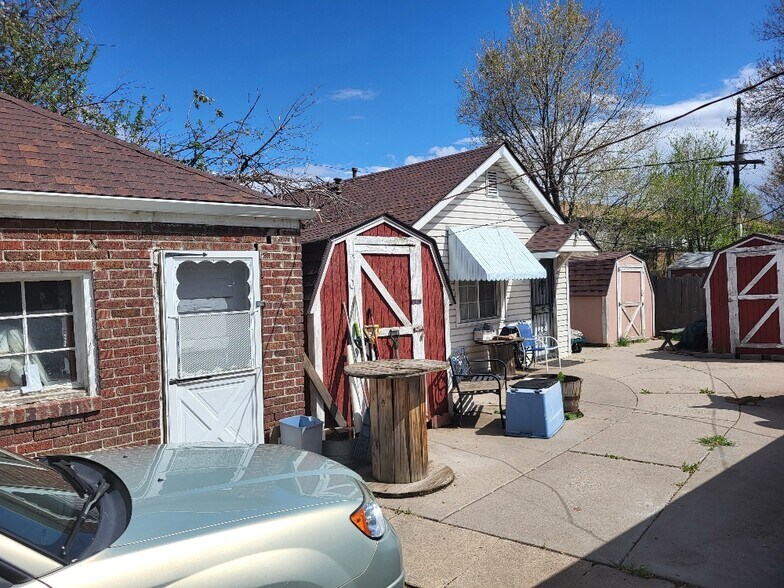 More Photos Of 980 Benton St, Lakewood Land For Sale