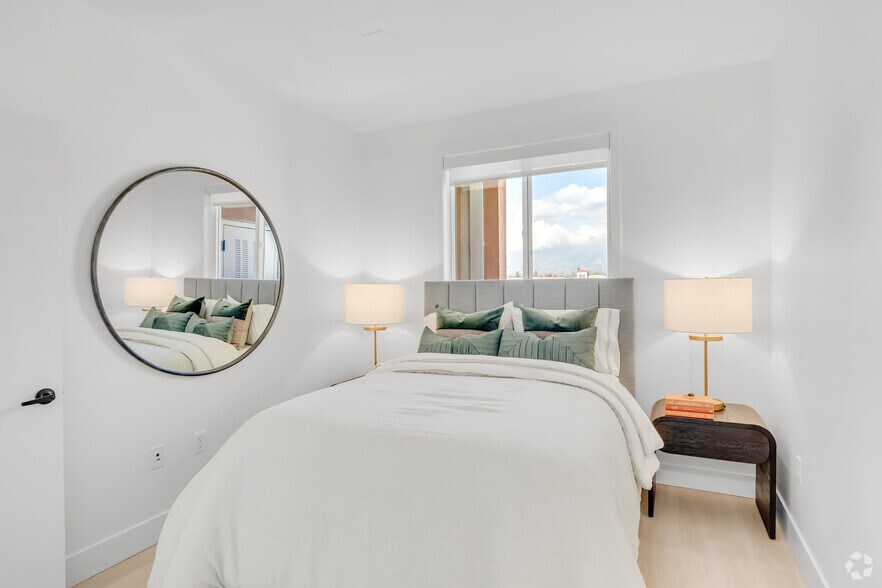 More Photos Of 5570 Rosemead Blvd, Temple City Apartments For Lease