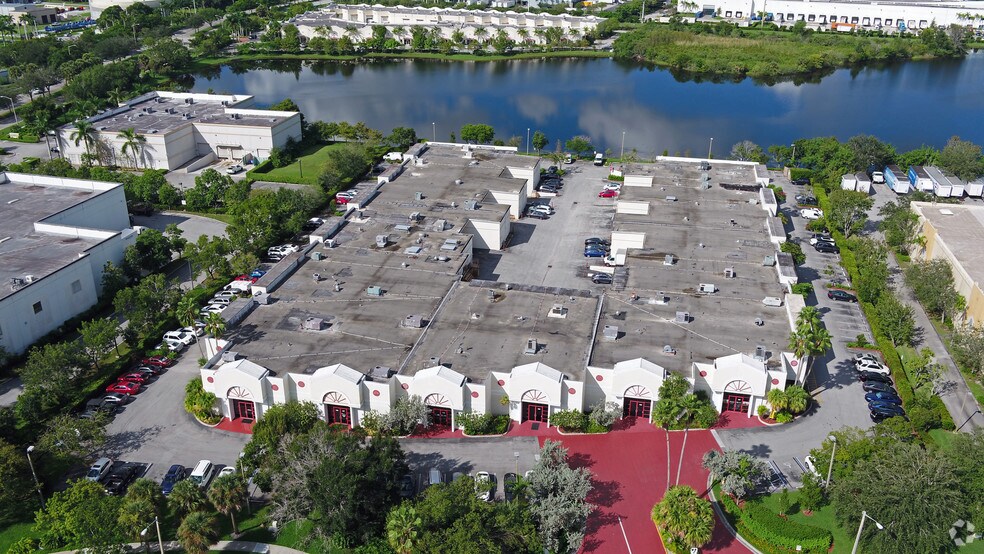 More Photos Of 1101-1197 Sawgrass Corporate Pky, Sunrise Light Manufacturing For Lease