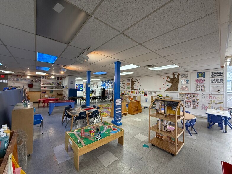 More Photos Of , Worcester General Retail For Sale