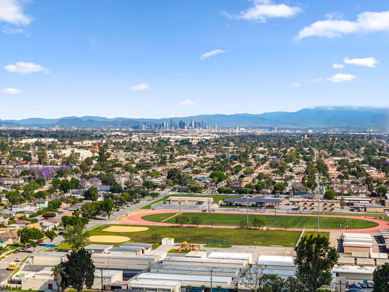 More Photos Of 1114 E Glencoe St, Compton Land For Sale