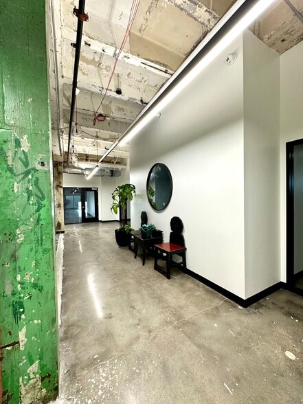 More Photos Of 2410 Polk St, Houston Office For Lease
