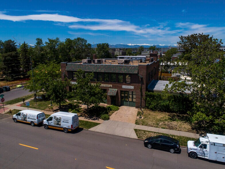 More Photos Of 3201 Curtis St, Denver Office For Sale